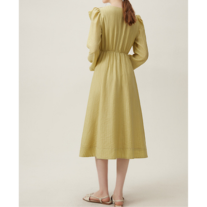 【２COLOR】フロントフリルVネックワンピース Z00093