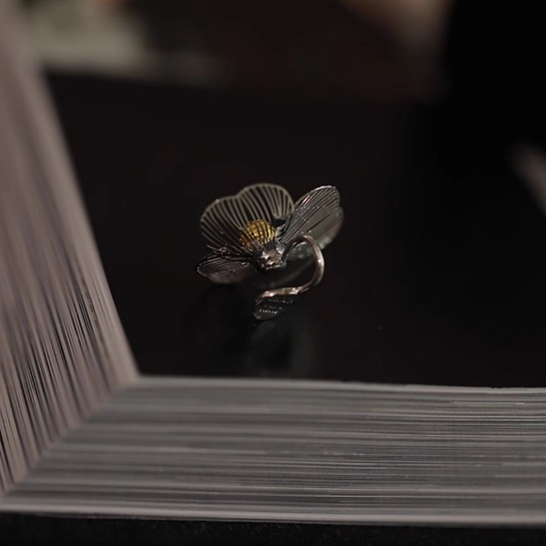 【2pattern】ワイヤーフラワーモチーフイヤーアクセサリー　《Z00768》