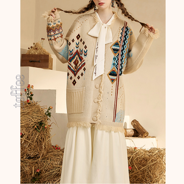 【2color】フリンジ付き北欧風ミドル丈カーディガン　《Z00671》