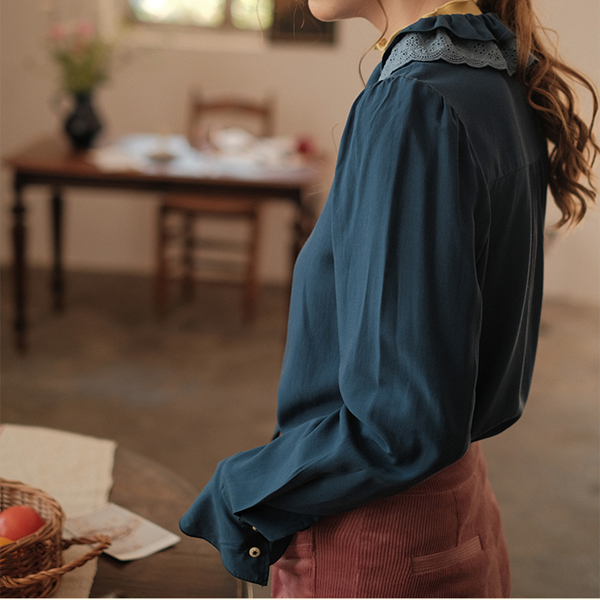 ダブルレースカラーガーリーブラウス　Z00508　