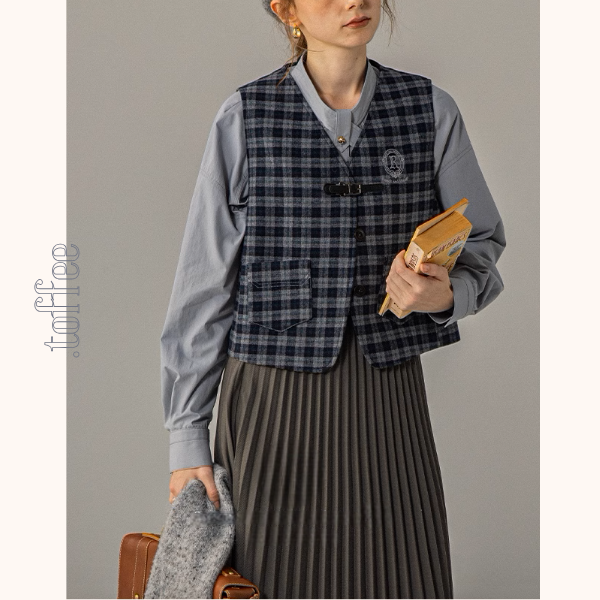 【2color】ベルトディテールチェック柄ベスト＆ロングプリーツスカートセットアップ《Z00856》