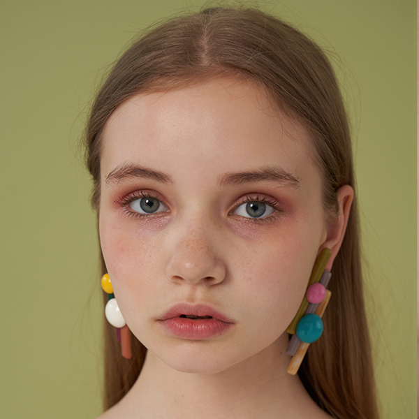 【2pattern】コントラストカラーパンフルートモチーフイヤーアクセサリー　《Z00798》