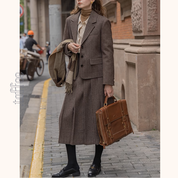 ストライプテーラードジャケット＆ロングプリーツスカートセットアップ《Z00865》