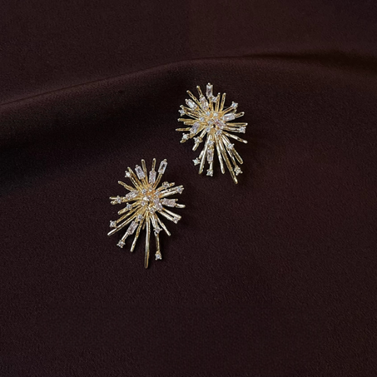 花火モチーフの煌めきイヤーアクセサリー《Z01302》