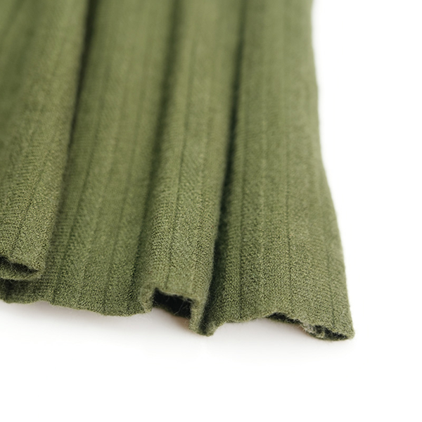 フラワー立体刺繍グリーンスカート　Z00587