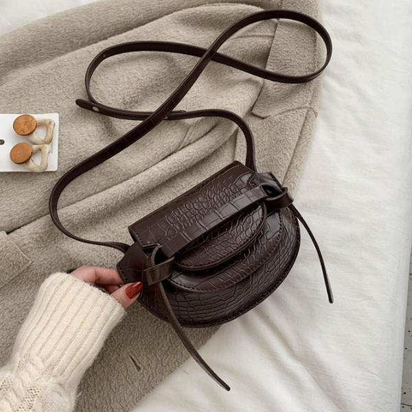 【４color】クロコ調エンボスプロセッシングショルダーバッグ　AU-171