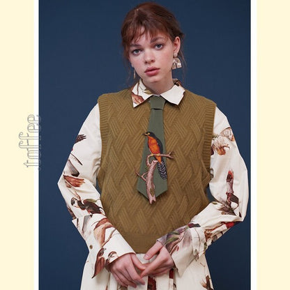 【3color】自由を纏う：手仕事の鳥刺繍タイ　C0179