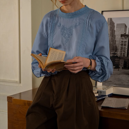 【2color】レース刺繍＆バックボタンディテールブラウス《Z00869》