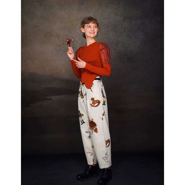 【2color】くるみ割り人形プリントタックテーパードパンツ C0107