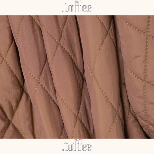 【2color】ドット柄フリルのバルーン裾キルティングジャケット《Z01360》