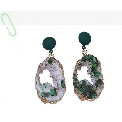 【２color】ジュエリーデザインコントラストストーンピアス AU-277