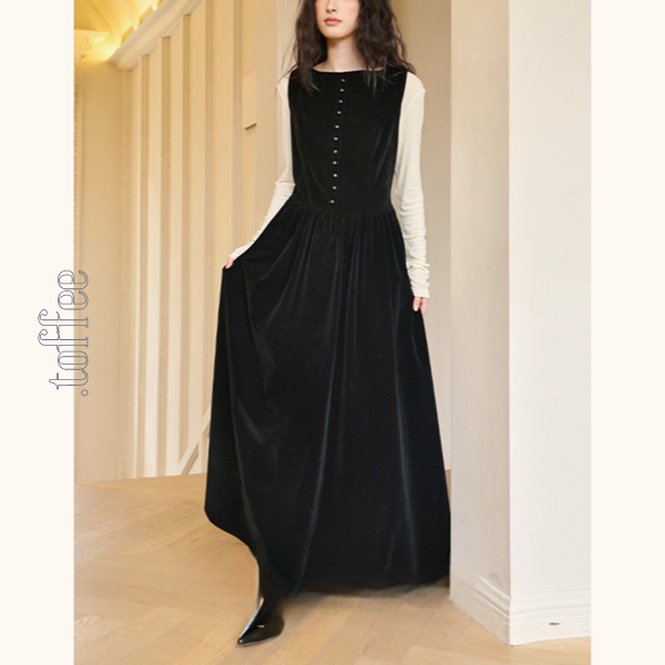 ブラックAラインロングワンピース　Z00569