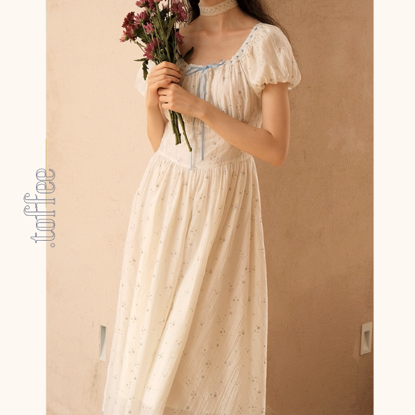 星のささやきシアーワンピース《Z01052》