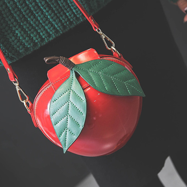 アップルフォルムメッセンジャーバッグ　AU-134