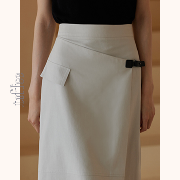 斜め前立てスカートミモレ丈スカート　Z00425