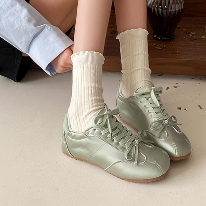 【4color】ラウンドトゥリボン付きレースアップスニーカー　Z00337