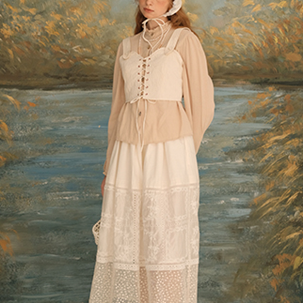 【2color】フリルネックショートブラウス　《Z00618》