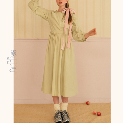 ギャザー入りAラインロングワンピース　《Z00752》