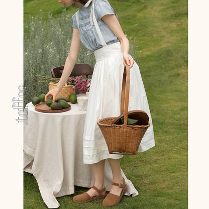 花刺繍ホワイトサスペンダースカート《Z01053》