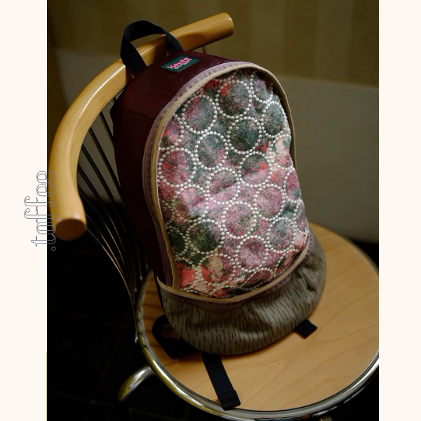 花柄幾何学模様パイピングバックパック《Z00956》