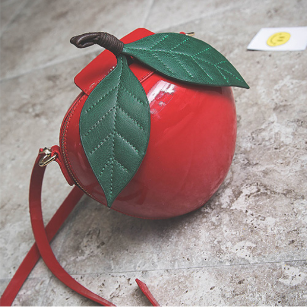 アップルフォルムメッセンジャーバッグ　AU-134