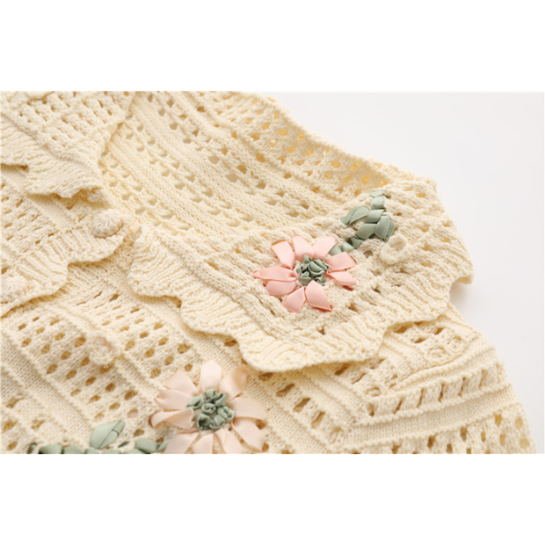 小花刺繡入りかぎ針編みニットトップ Z00216