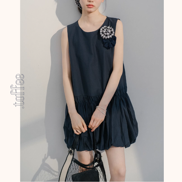 【2color】ふんわり咲く花モチーフのバルーンワンピース《Z01073》