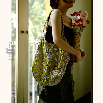 パッチワーク風花柄トートバッグ《Z00955》