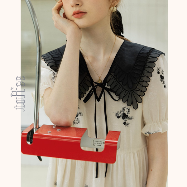 黒襟レトロフラワーの物語ワンピース《Z01088》