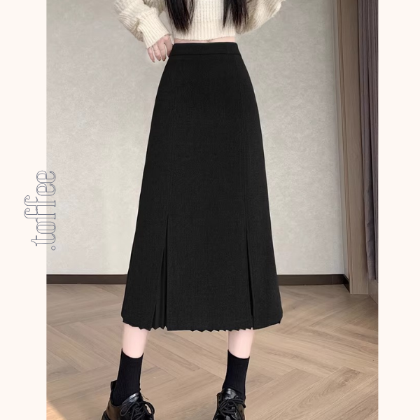 プリーツ重ねのミモレ丈ペンシルスカート《Z01338》