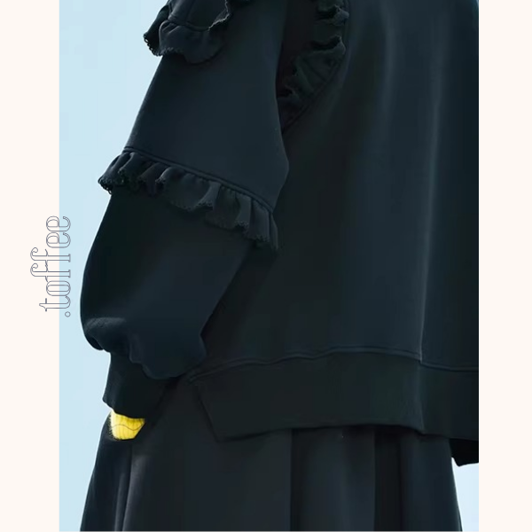 【2color】ティアード袖フリルの甘辛スウェット《Z01351》