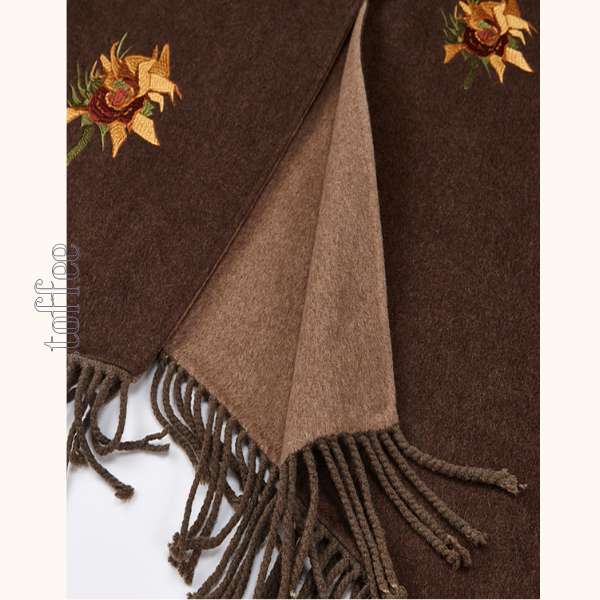 ひまわり刺繍のアートケープコート《Z01128》