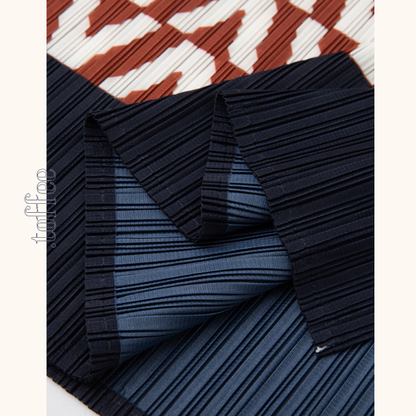 裾切替Vライン柄プリーツスカート《Z01069》