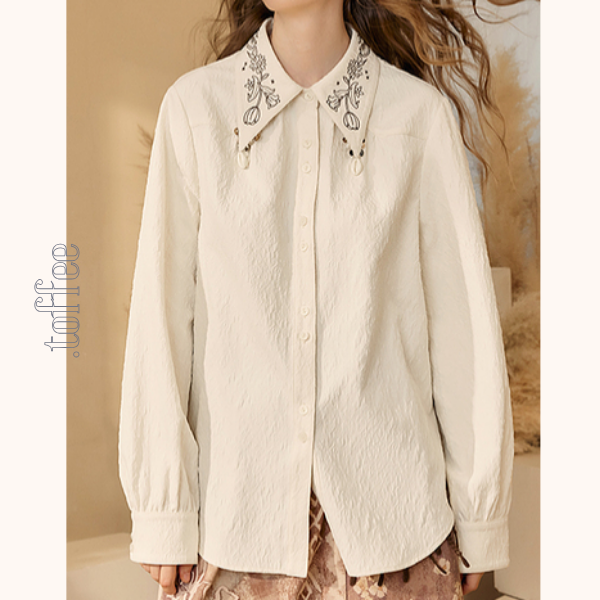 フラワー刺繡入りルーズシャツ　《Z00673》