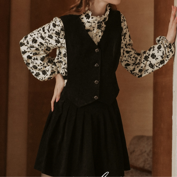 スタンドカラーブラックローズレースブラウス X-470