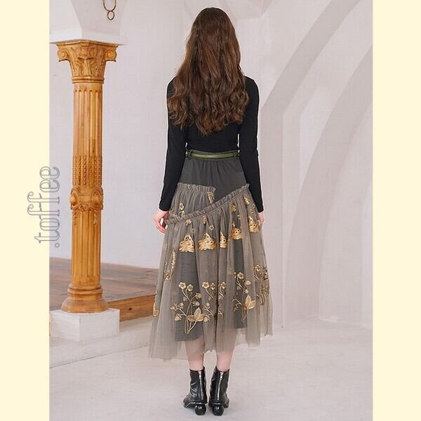 ニッチでクラシカルな植物画刺繍：フェアリーシアースカート C0163