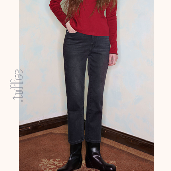 【2color】ハイウエストストレートデニムパンツ　《Z00712》