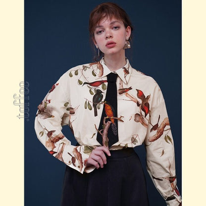 【3color】自由を纏う：手仕事の鳥刺繍タイ　C0179