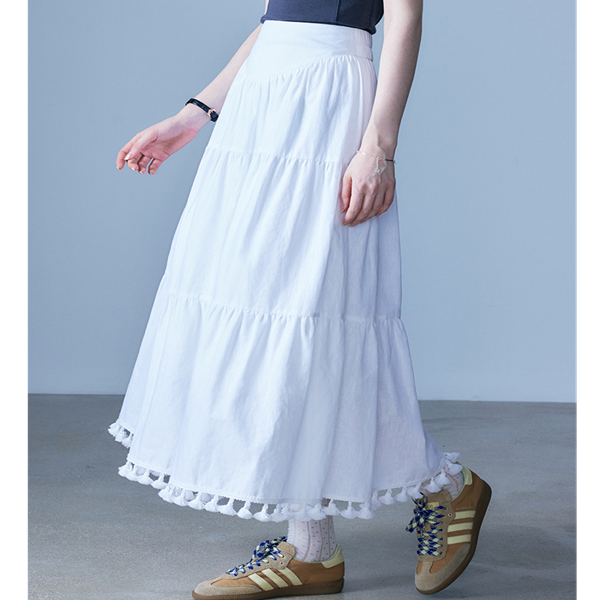 【2color】タッセル付きＡラインロングスカート　Z00331