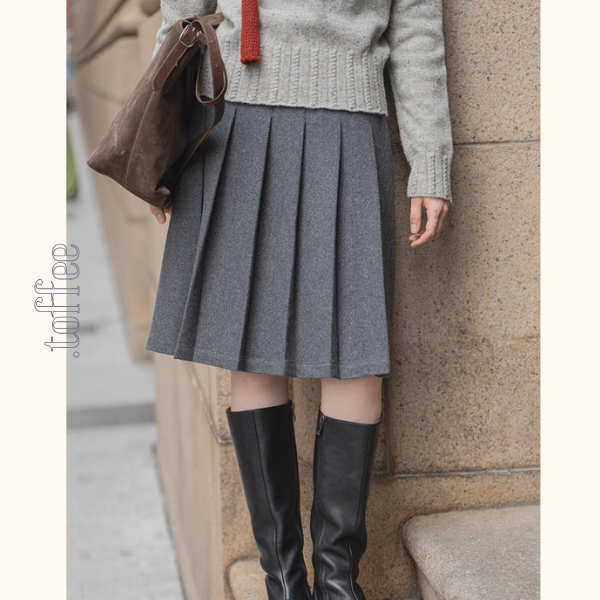 【2color】静寂に揺れるプリーツの余韻《Z01172》