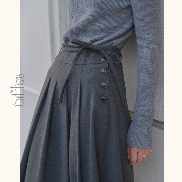 午後の街角とツイードプリーツスカート《Z01161》