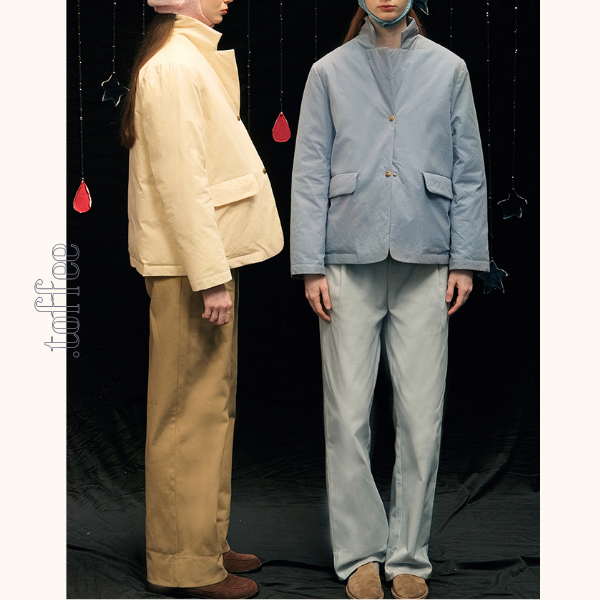 ストライプライニングテーラードジャケット　《Z00756》