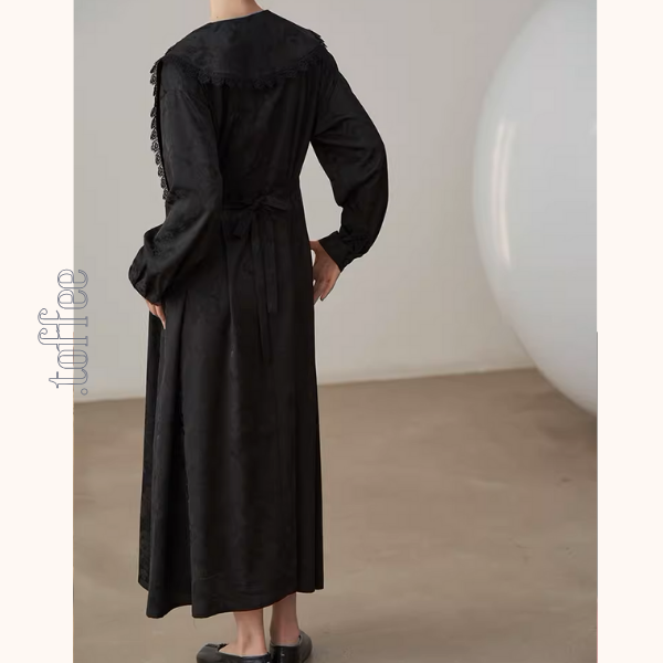 レイヤードドールカラーブラックジャガードワンピース《Z01000》