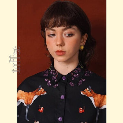 レトロアートが描く、夜の森のパーティーブラウス 《C0210》