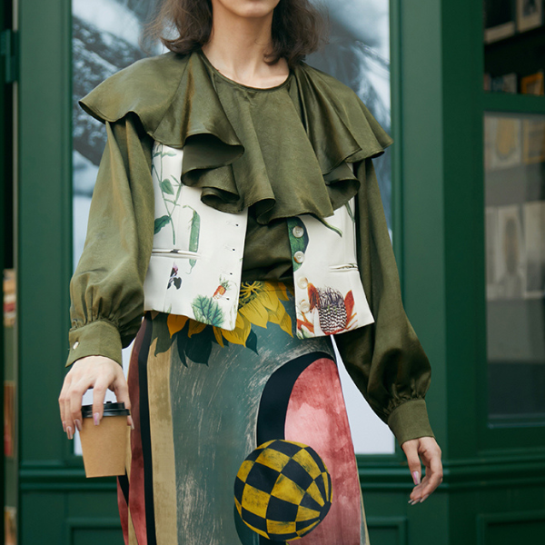 フラワープリントショートベストジャケット　AU-242