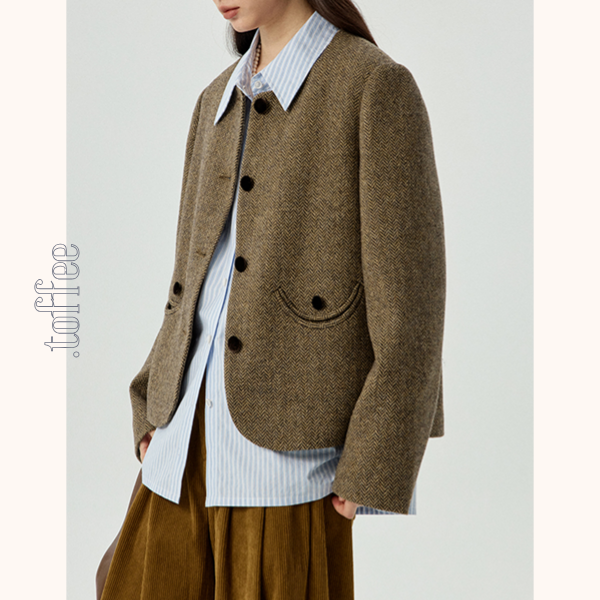 ヘリボーン柄ショートジャケット＆プリーツミディスカートのセットアップ　Z00481