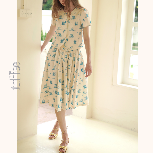 カントリー風アニマルプリント半袖シャツ＆ミドル丈スカートのセットアップ　《Z00751》