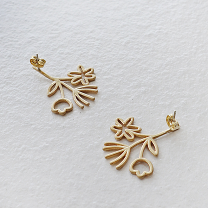 フラワーラインアートピアス X-165