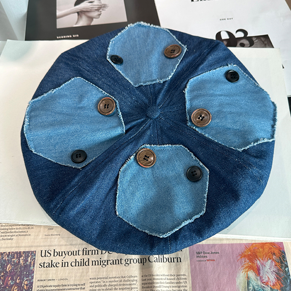 ボタン装飾デニムベレー帽　Z00418