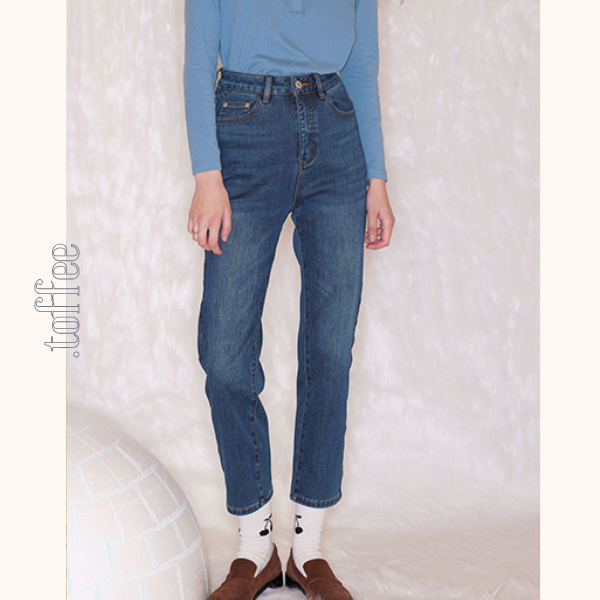 【2color】ハイウエストストレートデニムパンツ　《Z00712》